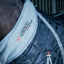 Couverture D'écurie Pour Cheval Catago 100 G -Fournitures Équestres Magasin couverture decurie pour cheval catago 100 g 2