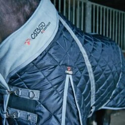 Couverture D'écurie Pour Cheval Catago 100 G -Fournitures Équestres Magasin couverture decurie pour cheval catago 100 g 3