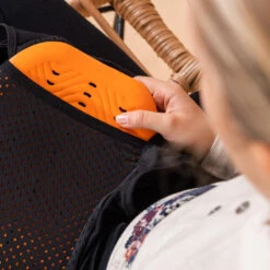 Dorsale D'équitation Souple 500 Junior Noir D3O® 13 Dorsale D'équitation Souple 500 Junior Noir D3O® -Fournitures Équestres Magasin dorsale dequitation souple 500 junior noir d3o 5