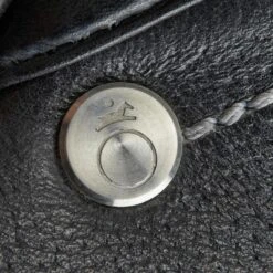 Selle Polyvalente En Cuir équipée équitation Cheval Et Poney SCHOOLING Noir 16"5 16 Selle Polyvalente En Cuir équipée équitation Cheval Et Poney SCHOOLING Noir 16"5 -Fournitures Équestres Magasin selle polyvalente en cuir equipee equitation cheval et poney schooling noir 165 6