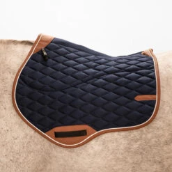Tapis De Selle équitation Amortisseur Cheval - 900 Marine 10 Tapis De Selle équitation Amortisseur Cheval - 900 Marine -Fournitures Équestres Magasin tapis de selle equitation amortisseur cheval 900 marine 4