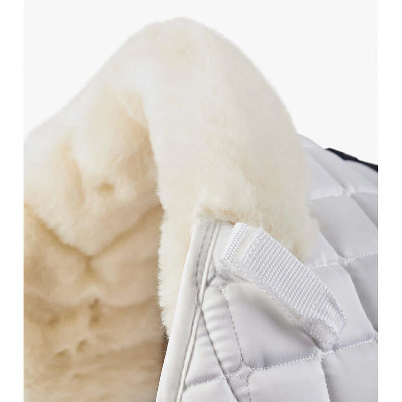 Tapis De Selle Pour Cheval Satin Et Laine Premier Equine Atlantis CC 2 Tapis De Selle Pour Cheval Satin Et Laine Premier Equine Atlantis CC – Image 2