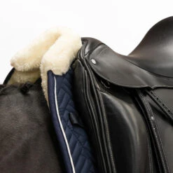TAPIS DRESSAGE AMORTISSEUR CHEVAL MARINE 900 11 TAPIS DRESSAGE AMORTISSEUR CHEVAL MARINE 900 -Fournitures Équestres Magasin tapis dressage amortisseur cheval marine 900 3