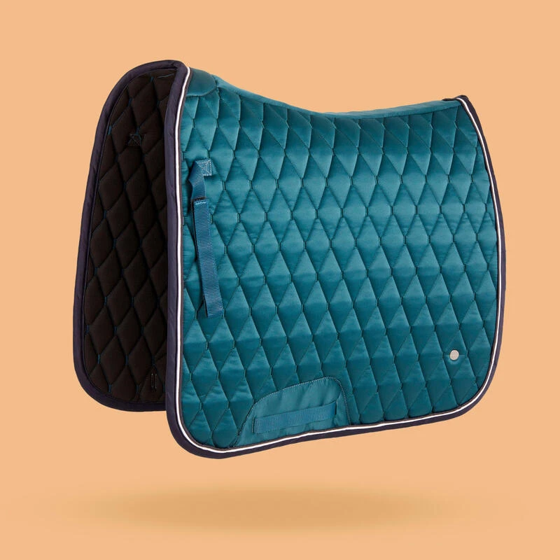 TAPIS DRESSAGE CHEVAL PETROLE SOMBRE 900 1 TAPIS DRESSAGE CHEVAL PETROLE SOMBRE 900